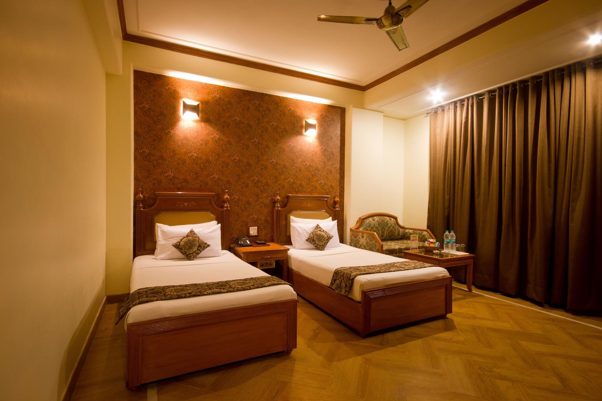 Hotel Sunstar Grand Deli Exterior foto