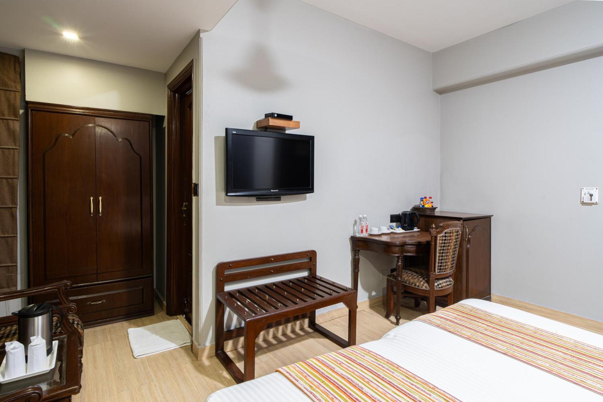 Hotel Sunstar Grand Deli Exterior foto